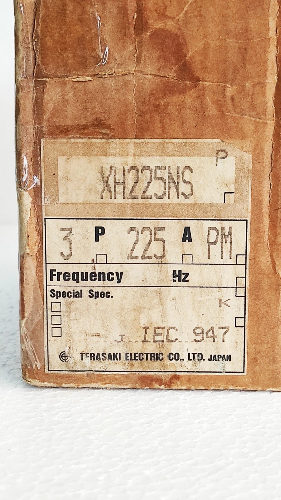 admin/uploads/uploads/terasaki tembreak xh 3 pole circuit breaker_2.webp